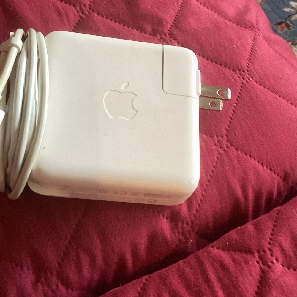 Apple White Charging Laptop Power Cord A1184